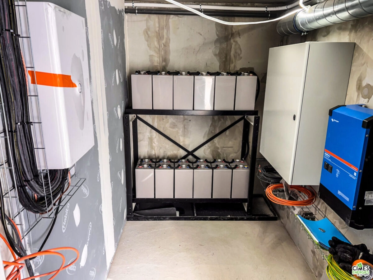 Batteries de stockage - Site Isolé Refuge de Turia - PNV - Cimes Énergies 2025
