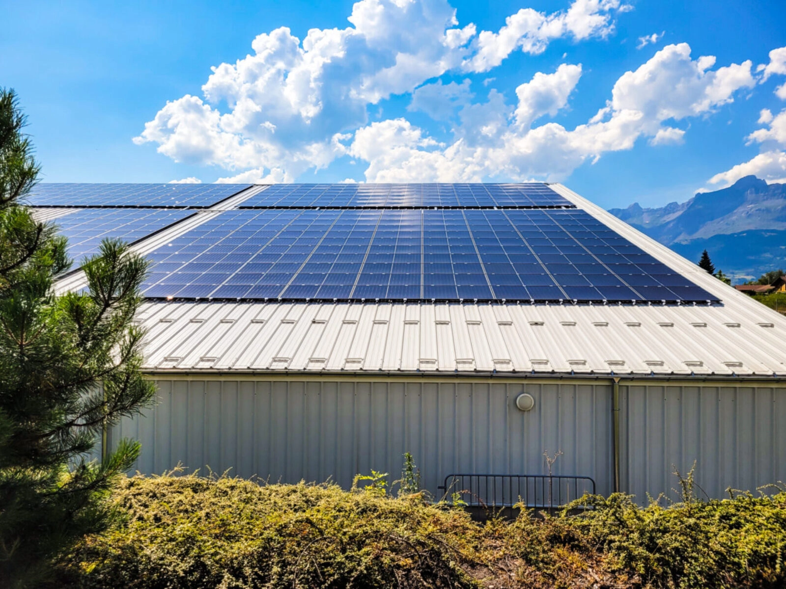 photovoltaïque bâtiments publics Rhône-Alpes