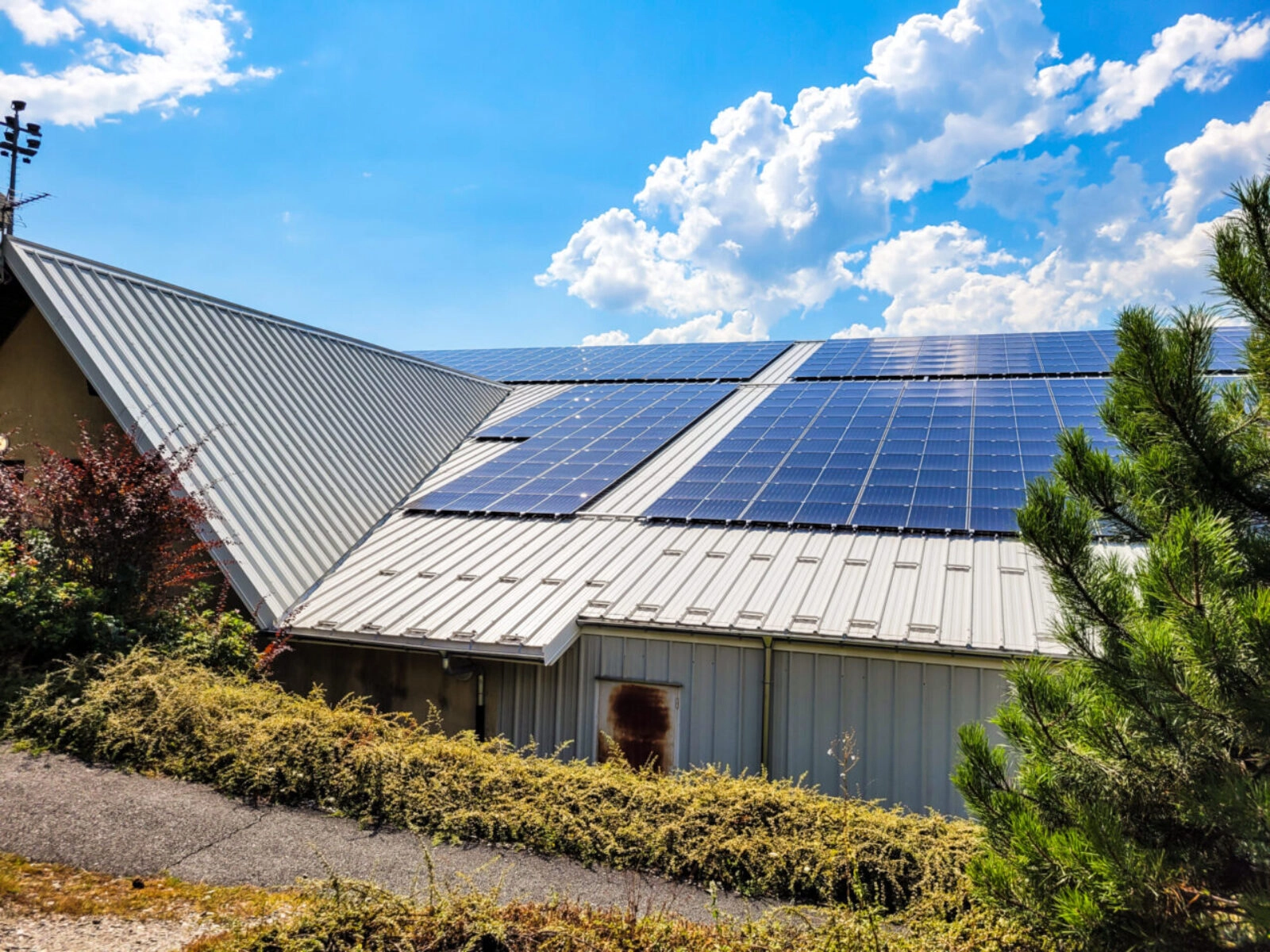 photovoltaïque bâtiments publics Rhône-Alpes
