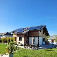 Centrale photovoltaïque sur villa savoyarde